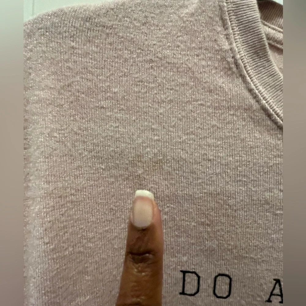 🙏🏾 GUC Spiritual Gangster “Do All Things With Love” Cropped Sweater - Sz Medium